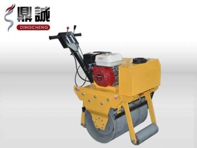 點擊查看詳細信息<br>標題：輕型手扶式單鋼輪壓路機 閱讀次數：12806