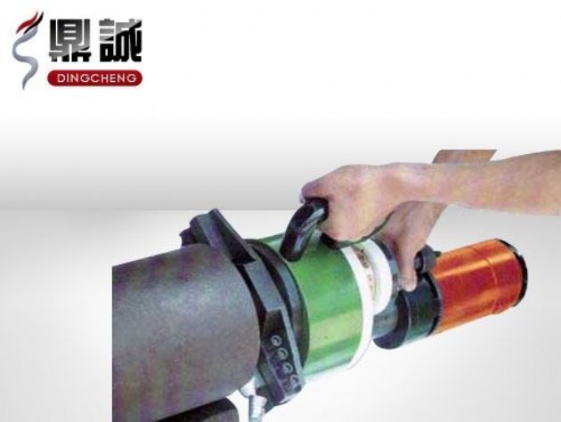 點擊查看詳細信息<br>標題：Y型內(nèi)漲式管子坡口機 閱讀次數(shù)：4785