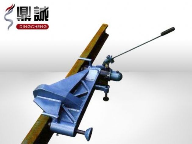 點(diǎn)擊查看詳細(xì)信息<br>標(biāo)題：水平液壓彎軌機(jī) 閱讀次數(shù)：4919