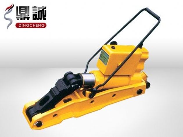 點(diǎn)擊查看詳細(xì)信息<br>標(biāo)題：液壓起撥道機(jī) 閱讀次數(shù)：4299